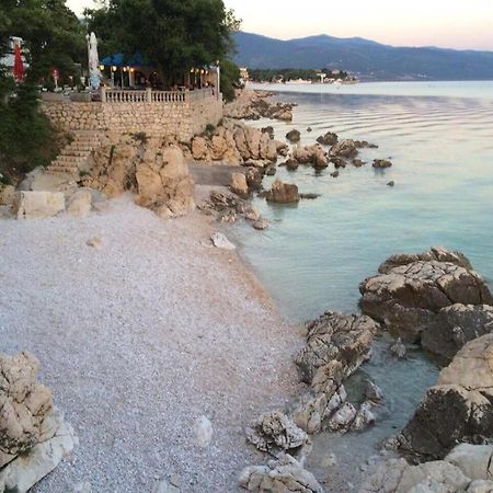 Apartman Dario Novi Vinodolski Buitenkant foto
